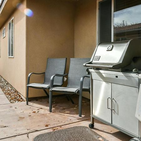 Cw343 - Great Downtown Location With A Private Hot Tub Villa Моуаб Екстериор снимка