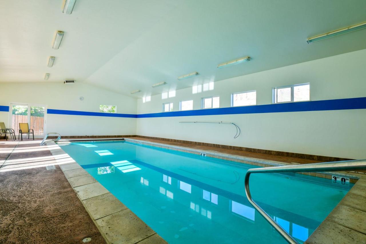 Cw343 - Great Downtown Location With A Private Hot Tub Villa Моуаб Екстериор снимка