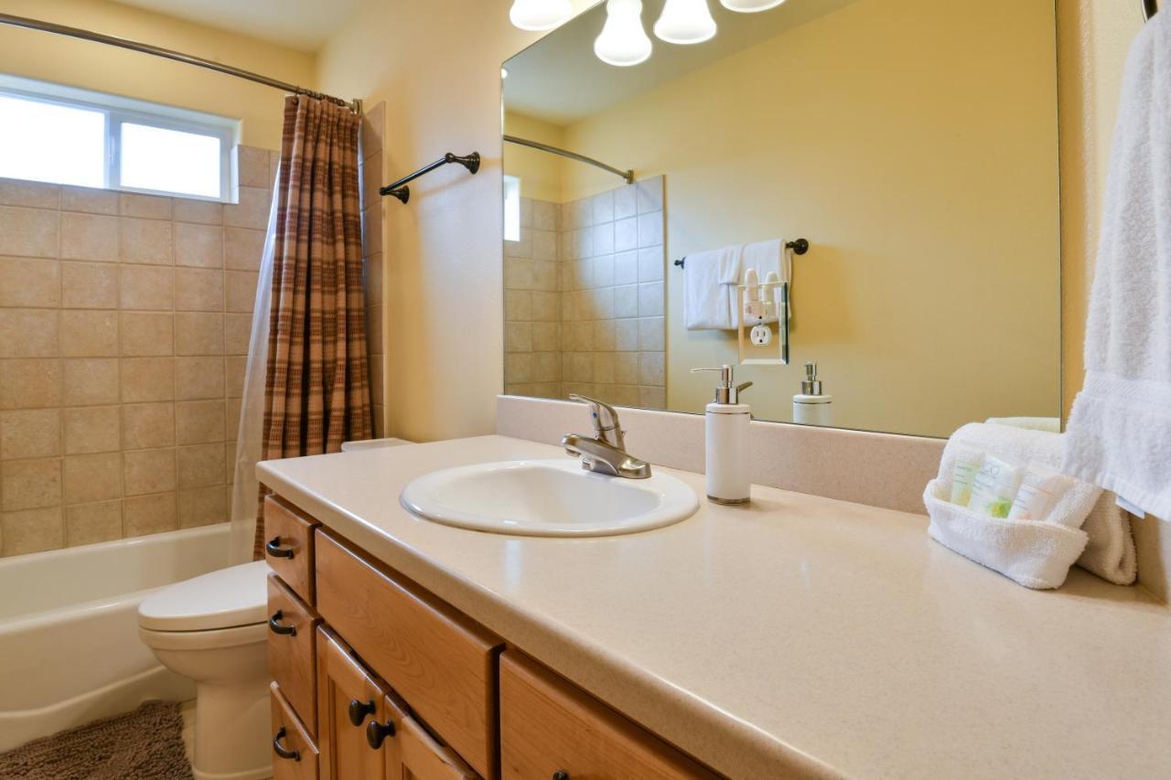 Cw343 - Great Downtown Location With A Private Hot Tub Villa Моуаб Екстериор снимка
