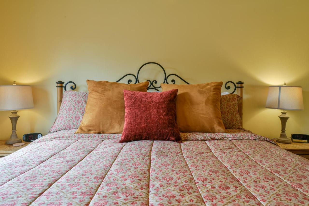 Cw343 - Great Downtown Location With A Private Hot Tub Villa Моуаб Екстериор снимка