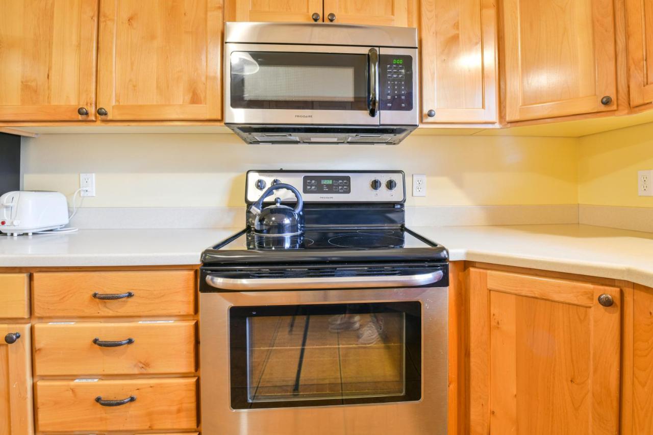 Cw343 - Great Downtown Location With A Private Hot Tub Villa Моуаб Екстериор снимка